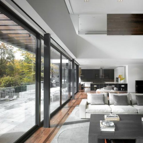 Interior shot of a North Toronto residence featuring AGNORA fabricated glass.