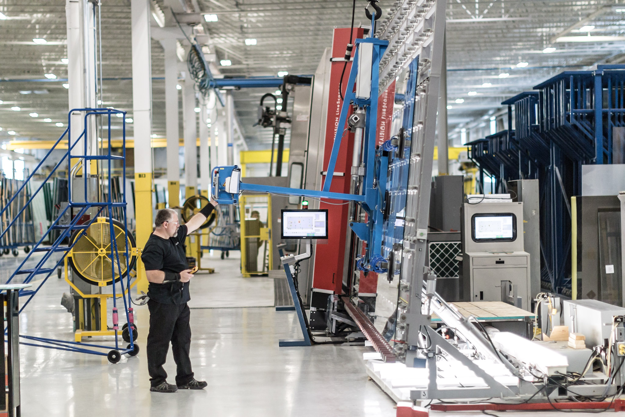Plant Magazine looks at AGNORA's culture inside the fabrication plant, Lee Wilson operates AGNORA's 130" x 300" KSR line.