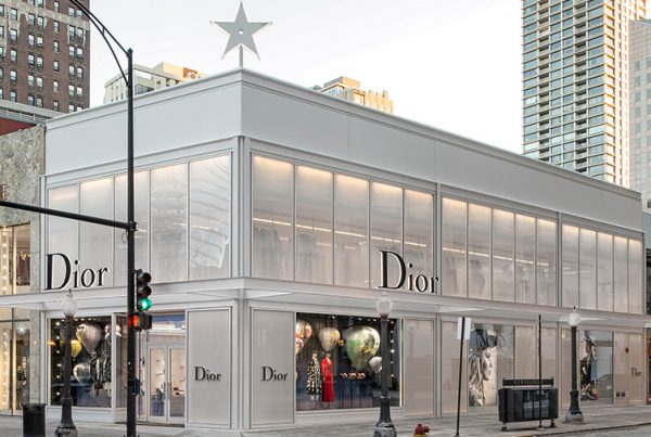Exterior, street view of Dior flagship in Chicago, AGNORA fabricated Insulated Glass Units up to 146" in length, laminated, tempered, and digitally-printed.